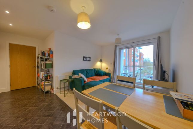 Charrington Place, St. Albans, AL1 3GW 2 bed apartment for sale