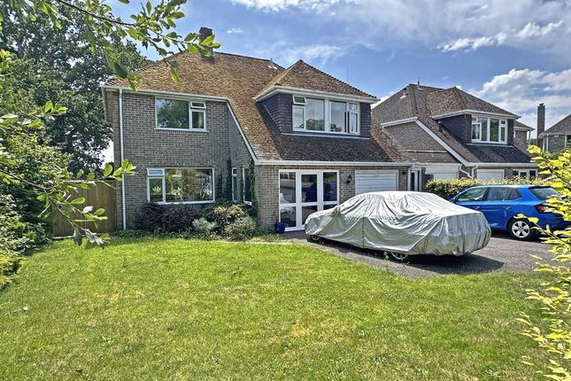 4 bed detached house