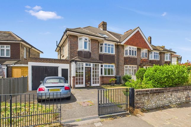 4 bedroom end of terrace house for sale