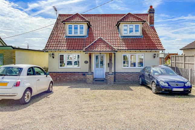 Seaway, St. Lawrence, Southminster 4 bed detached house for sale