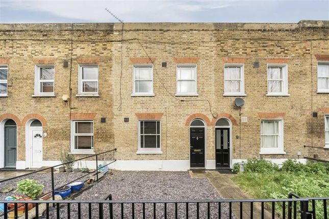 Brighton Grove, London SE14 2 bed terraced house for sale