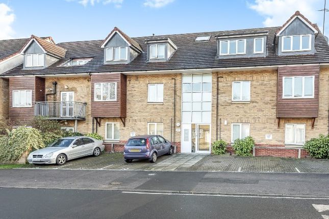 Chairborough Road, High Wycombe HP12 2 bed property for sale