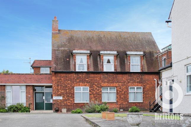 Clarence Road, Hunstanton 3 bed flat for sale