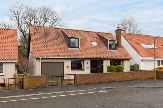 3 bed detached house