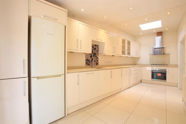 Windmill Road, Slough SL1 3 bed end of terrace house for sale