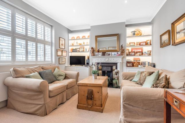 3 bedroom flat for sale