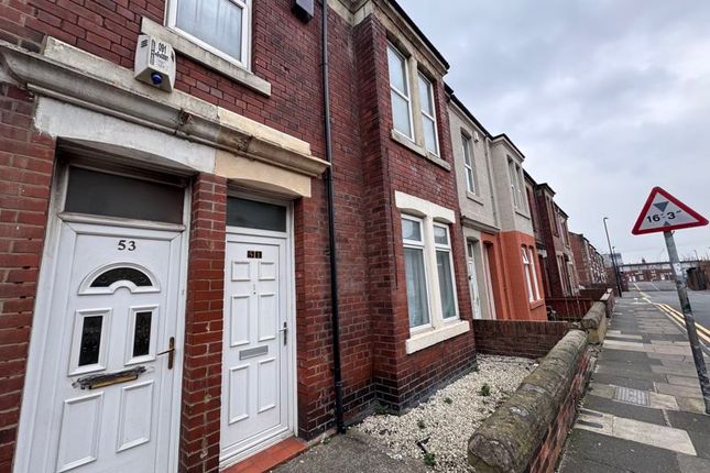 2 bed flat