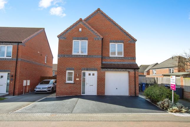4 bed detached house