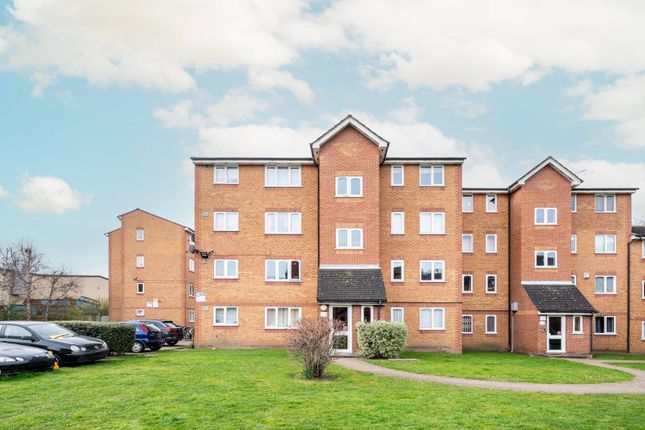 Grinstead Road, Deptford, London, SE8 1 bed flat for sale