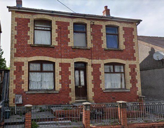 3 bed detached house