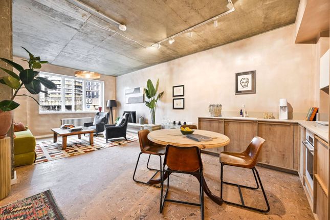 The Curve, Ladbroke Grove, London, W10 1 bed flat for sale