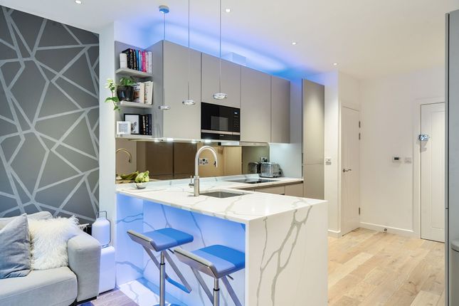 South Street, Epsom KT18 1 bed flat for sale