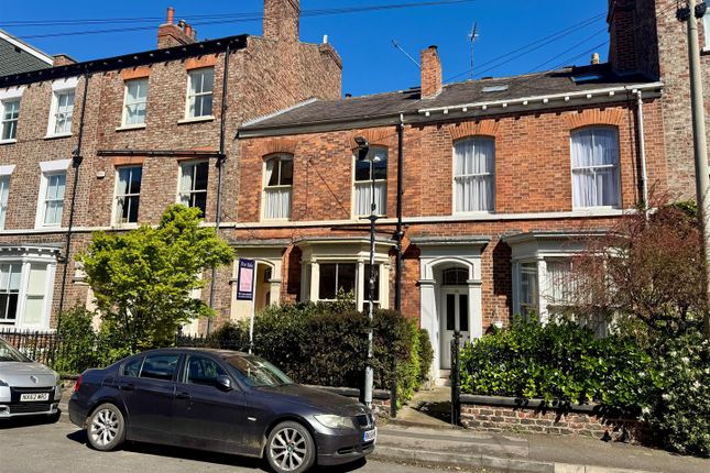 Portland Street, Just off Gillygate... 4 bed townhouse for sale