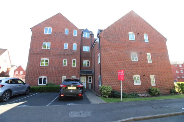 Ray Mercer Way, Kidderminster, DY10 2 bed apartment for sale