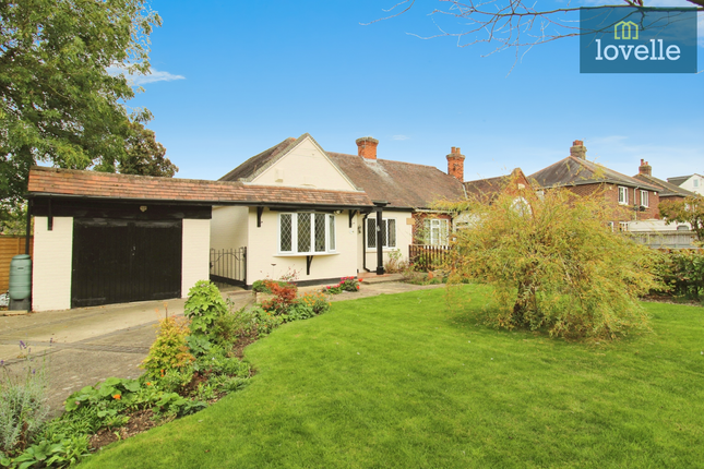 Healing Road, Stallingborough DN41 3 bed semi