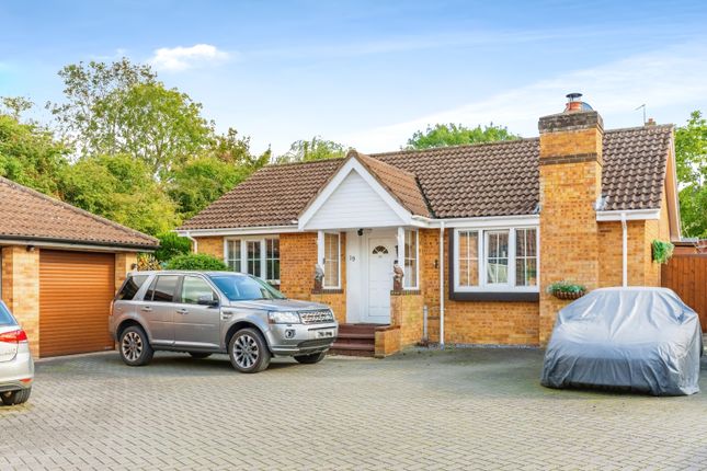 2 bed detached bungalow