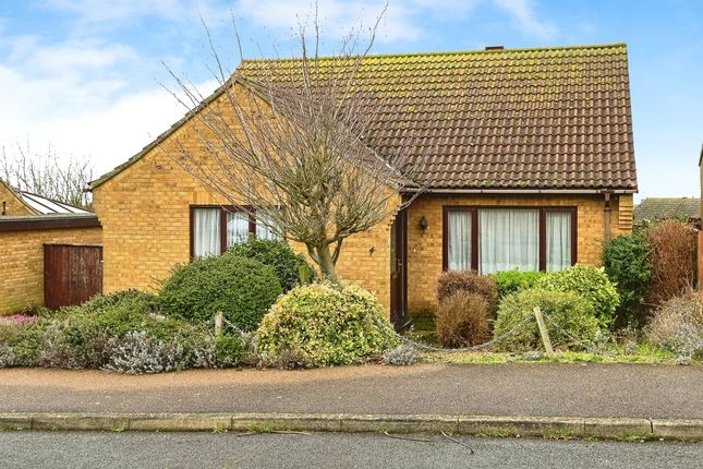 2 bed detached bungalow