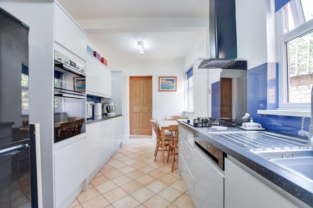 4 bedroom terraced house for sale
