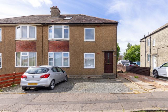 3 bedroom flat for sale
