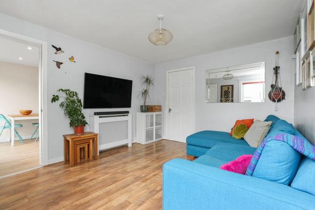 2 bed end terrace house