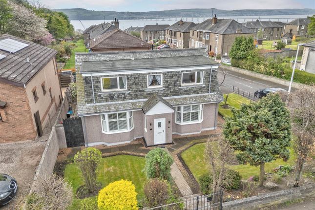 4 bed detached house