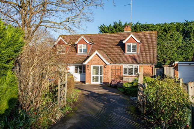 Meadow Close, Wallingford OX10 4 bed detached house for sale