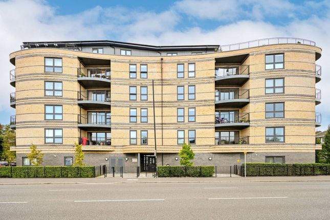 Windsor Road, Slough, SL1 2 bed flat for sale