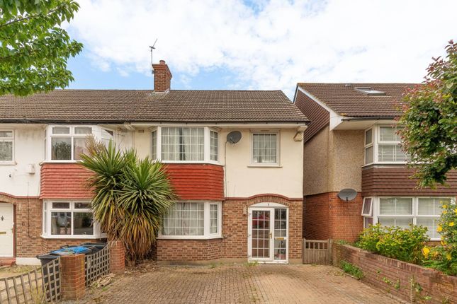 Granville Gardens, Norbury, London, SW16 3 bed terraced house for sale