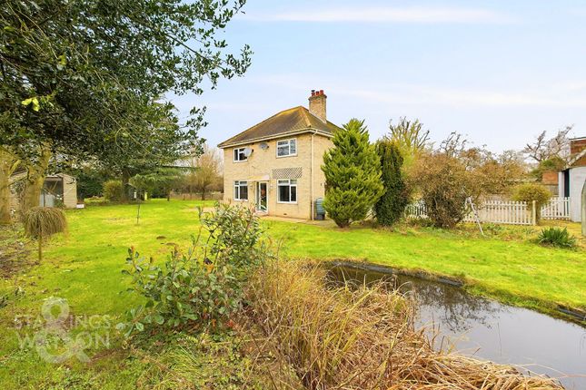 Whiteheath Road, Norwich NR14 5 bed detached house for sale
