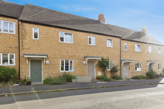 Knapps Crescent, Cheltenham GL52 2 bed apartment for sale