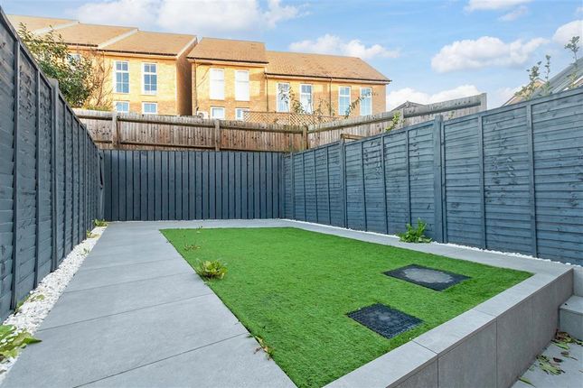 Wheeler Close, Dartford, Kent 4 bed terraced house for sale