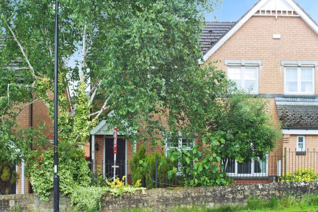 2 bedroom semi-detached house for sale