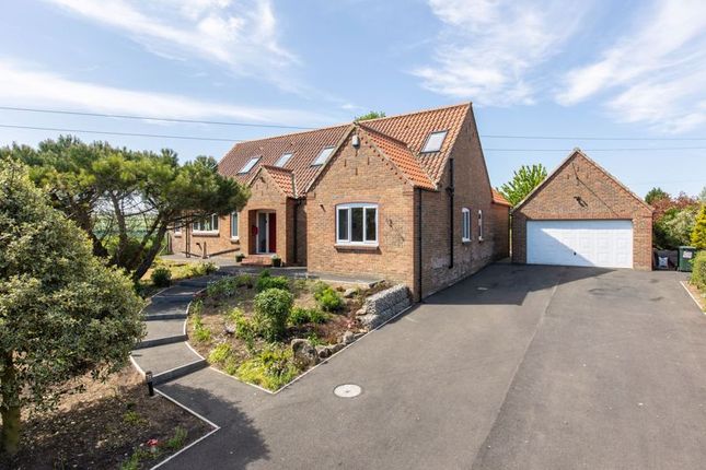 Foxholes, Driffield YO25 5 bed detached house for sale