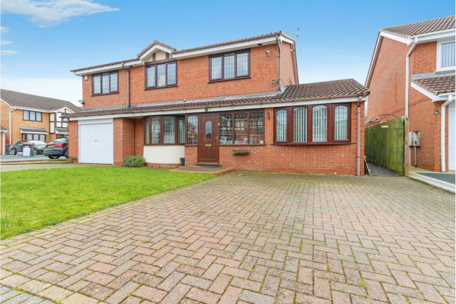 5 bedroom detached house for sale