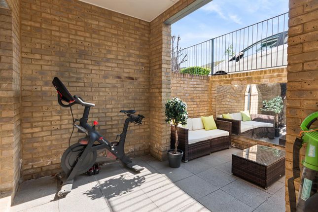1 bed flat