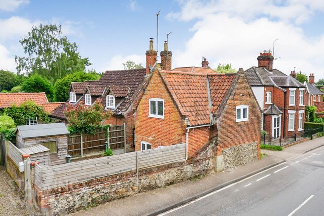 Church Street, Coltishall, Norwich 2 bed semi