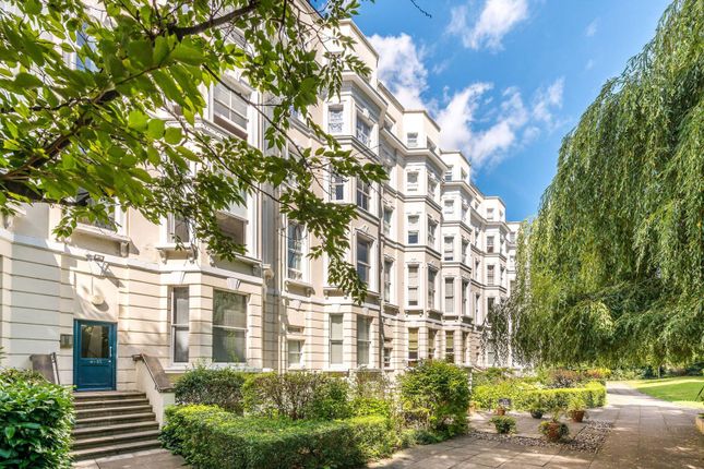 Colville Gardens, Notting Hill... 1 bed flat for sale