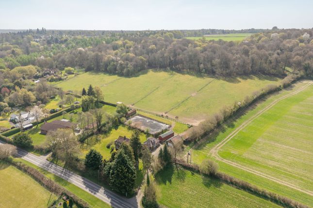 Rignall Road, Buckinghamshire HP16 4 bed detached house for sale