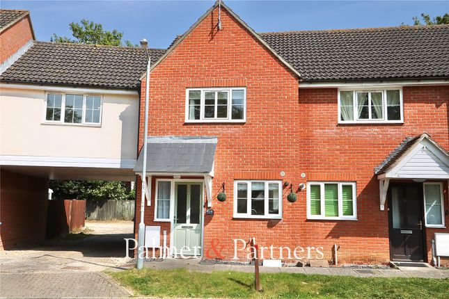 La Salle Close, Ipswich, Suffolk, IP2 3 bed terraced house for sale