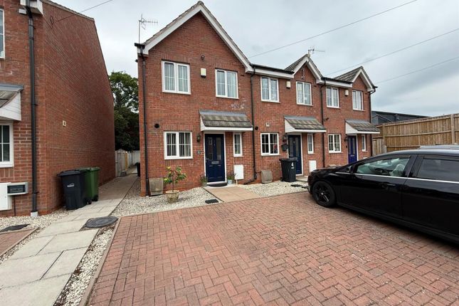 Melvyn Close, Wollaston, Stourbridge... 2 bed end of terrace house for sale