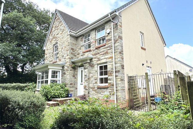 4 bed detached house