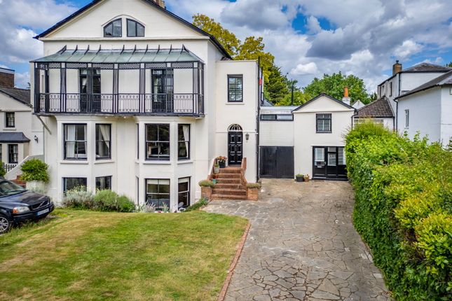 Bromley Common, Bromley BR2 6 bed house for sale