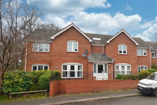 Hickory Close, Coventry, CV2 2 bed flat for sale