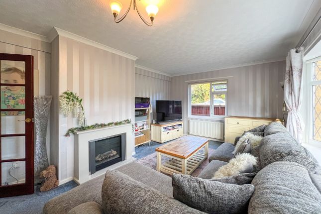Woodroyd Avenue, Holmfirth HD9 2 bed detached house for sale