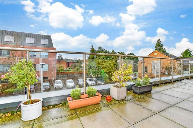2 bed flat