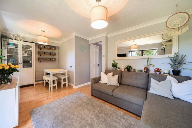 Ashbourne Road, Tooting, Mitcham, CR4 1 bed flat for sale