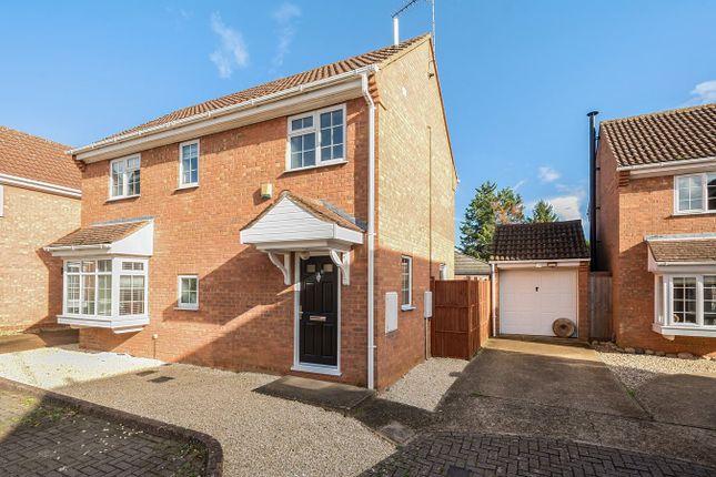 Cornish Close, Shefford, SG17 3 bed detached house for sale