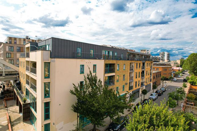 3 bedroom flat for sale