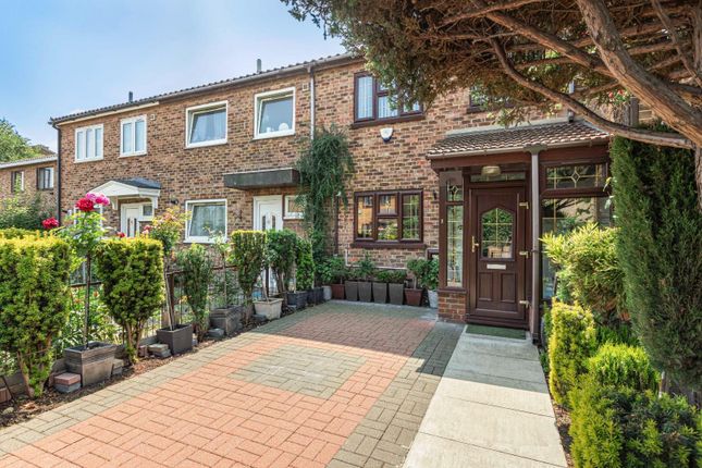 Star Lane, London 3 bed terraced house for sale