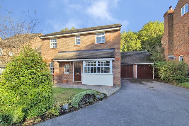 Glastonbury Close, Orpington, Kent, BR5 4 bed detached house for sale